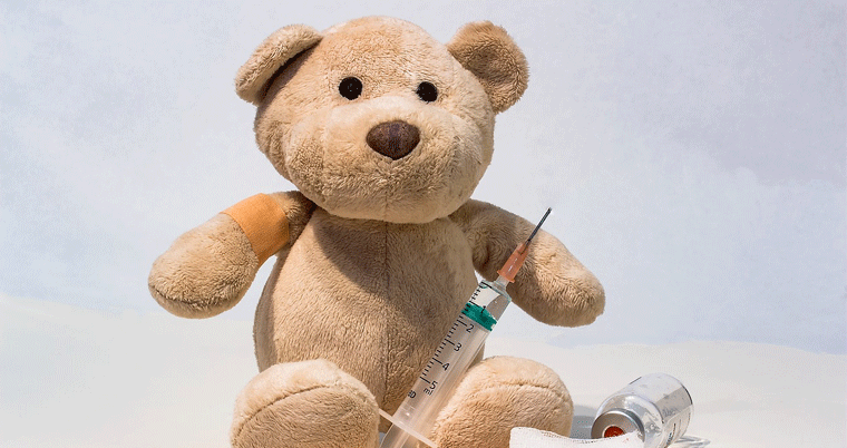 Impfung Impfen Masern Spritze Schutz Teddybär