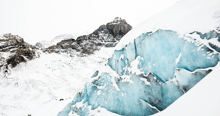 Alpengletscher / Gletscherspalte