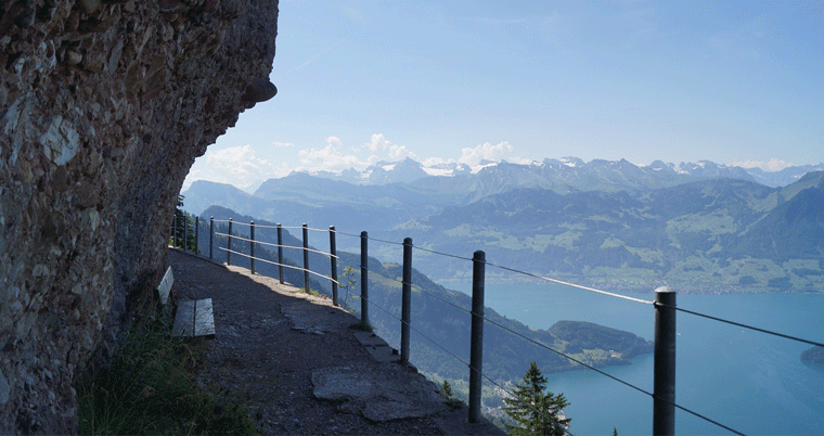 Rigi - Felsenweg und Vierwaldstättersee