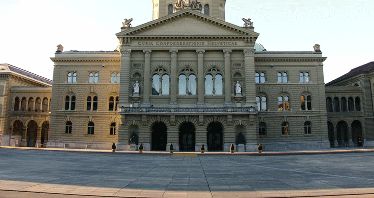 Bundesplatz Bern beim Bundeshaus