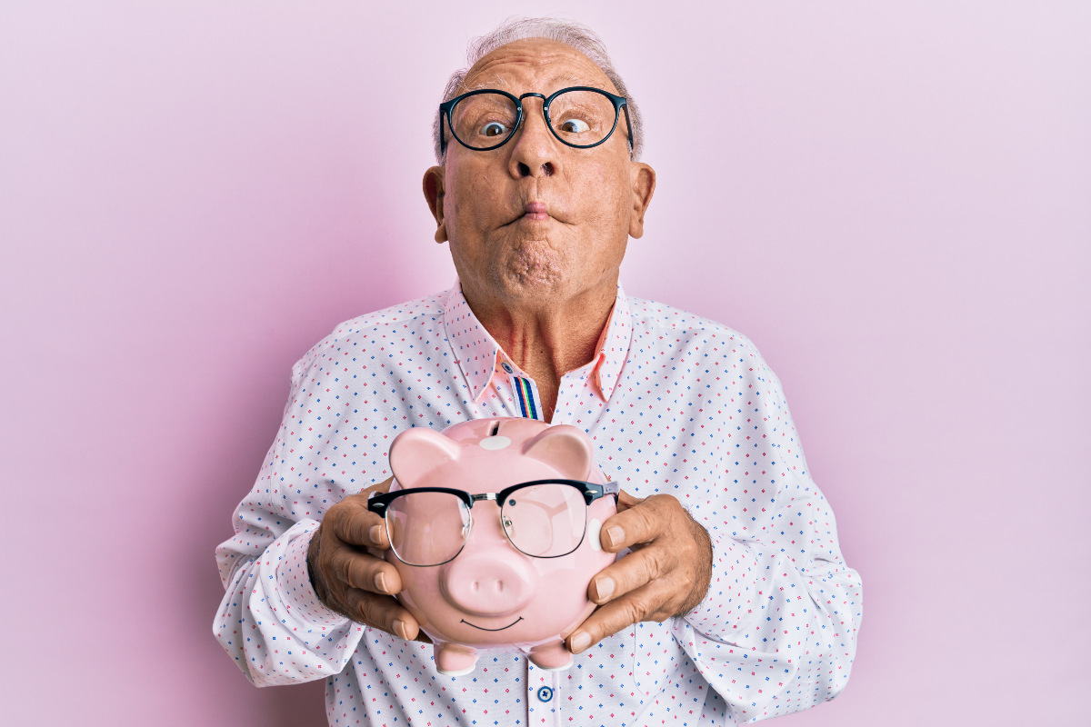 Operation Rentenrettung Altersvorsorge AHV Rente Sparschwein Mann