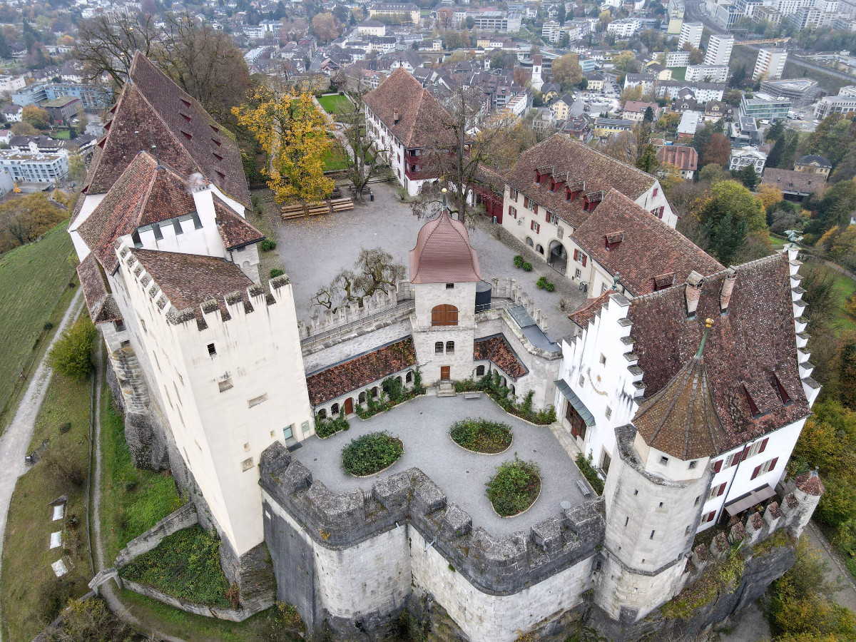 Burg Lenzburg – Eine Residenz mit langer Geschichte Lenzburg Burg-Festung und Residenz