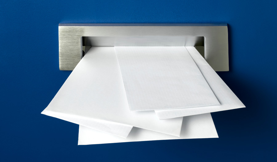 Adressänderung in der Schweiz Post Briefe Briefkasten Umzug