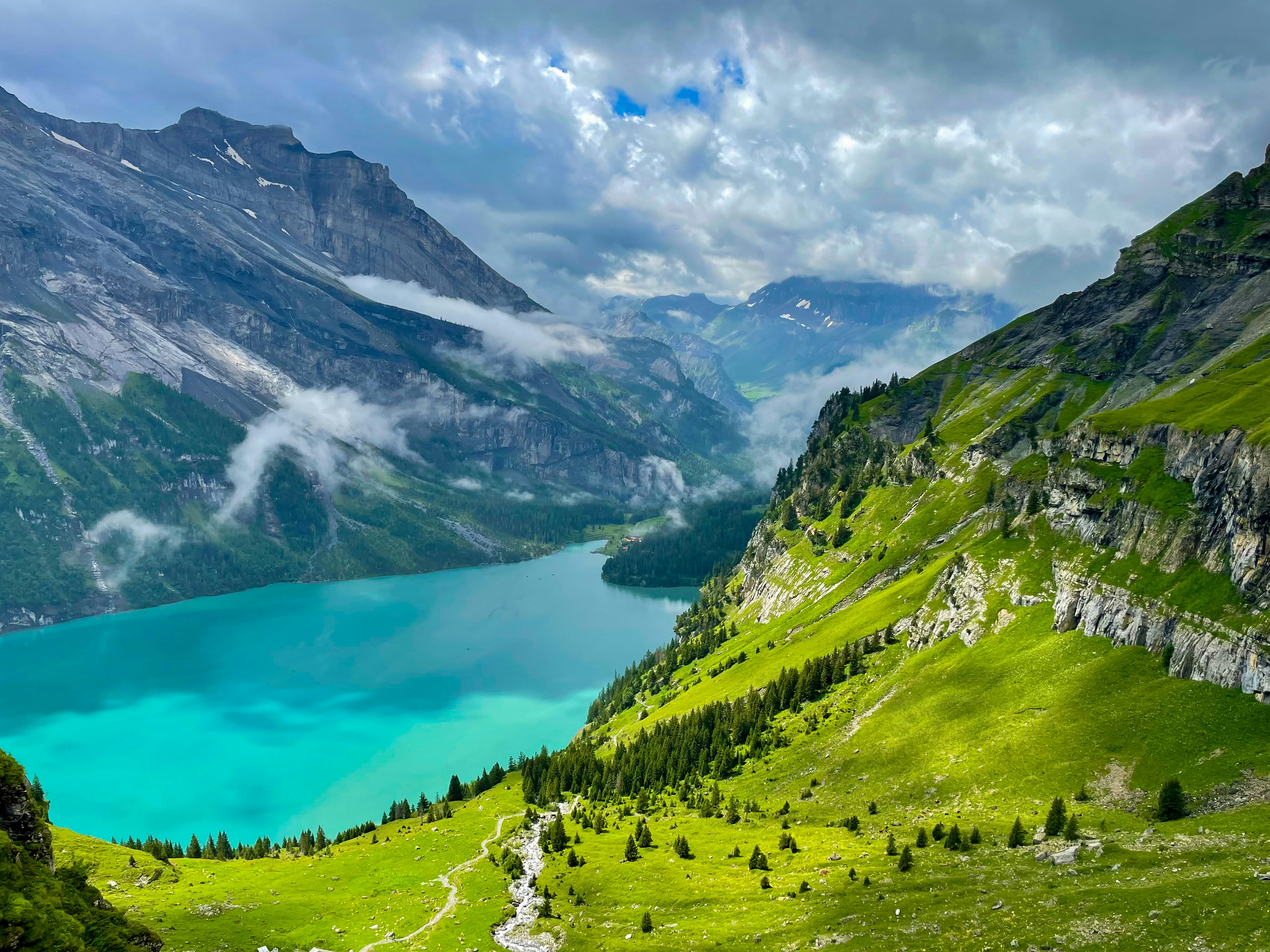 Oeschinensee bei Kandersteg im Berner Oberland