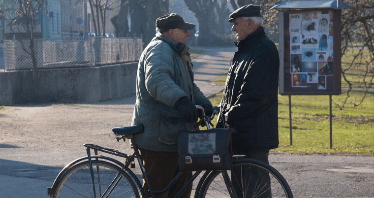 Senioren Rentner Gespräch