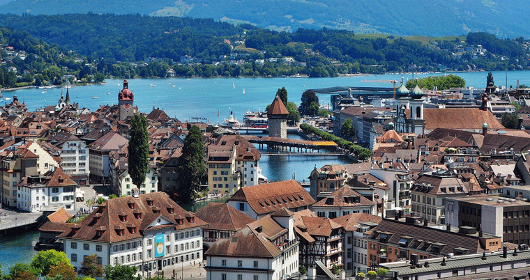 Stadt Luzern und der Vierwaldstättersee
