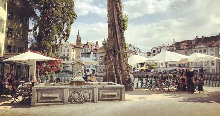 Wasserbrunnen beim Mill'Feuille in Luzern